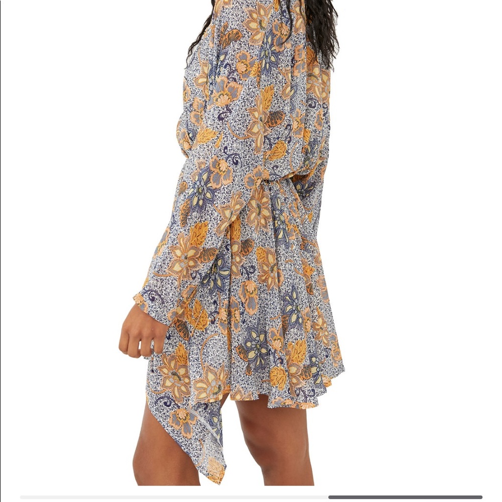 Free people Teegan Mini dress - Runs Large ( fits like a M)